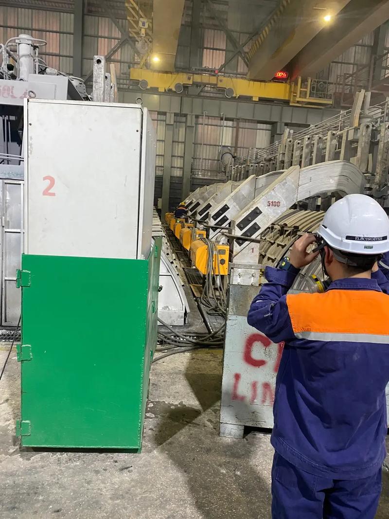 大電流開關(guān)的安裝與調(diào)試 機(jī)械設(shè)備安裝的關(guān)鍵環(huán)節(jié)